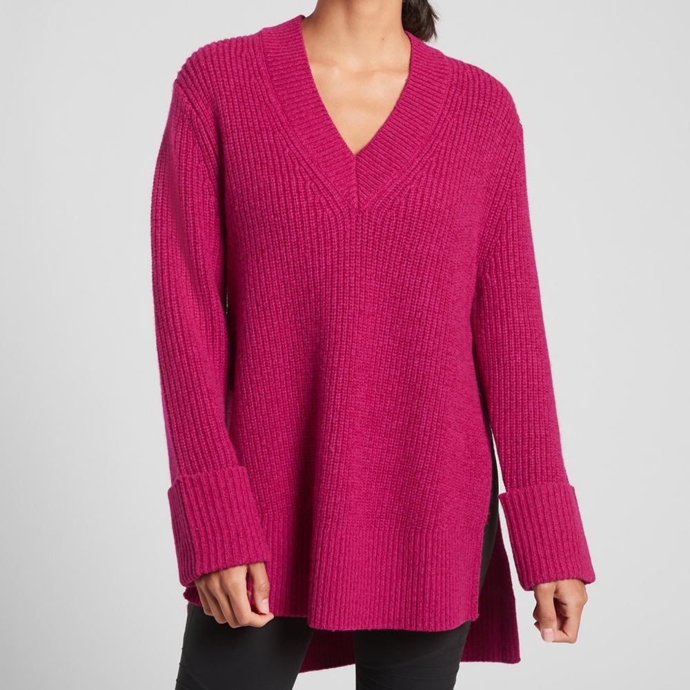 NWT Athleta Shasta V-Neck Wool Knit Sweater • Cyclamen